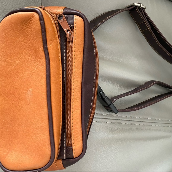 Elegant Brown and Tan Leather Belt Bag - Picture 2 of 9